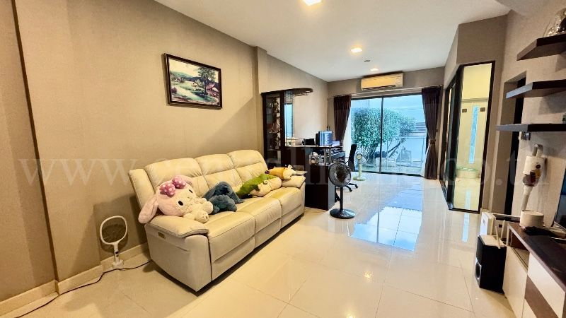 รูป ทาวน์โฮม เดอะ เทอเรส รามอินทรา 65 (Land & Houses) ใกล้สถานีรถไฟฟ้าสายสีชมพู ทำเลดี ราคาถูก - รูปที่ 2/18