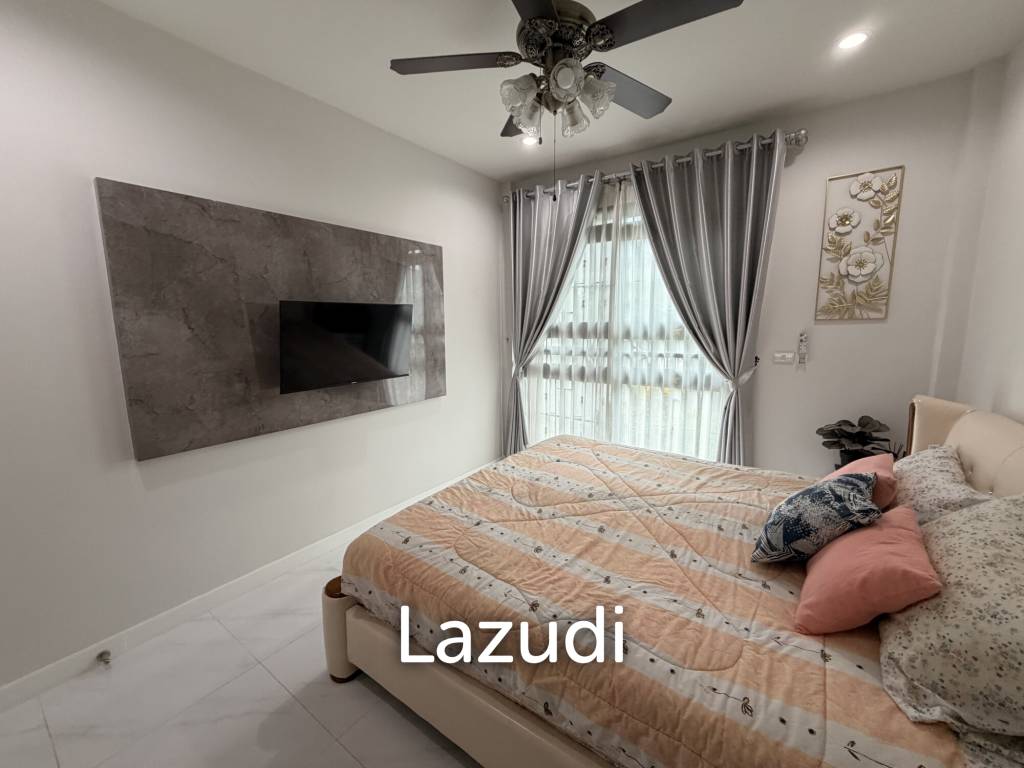 picture Modern 2-Bedroom Home | Spacious Corner Plot - 11/16