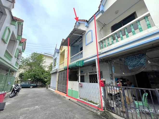 picture TOWN HOUSE 16 Sq.w. Si Racha Chonburi for 1.3M - 3/14