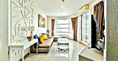 ขายคอนโด : 75 sqm high-floor condo at CitiSmart Sukhumvit 18 Khlong Toei Bangkok