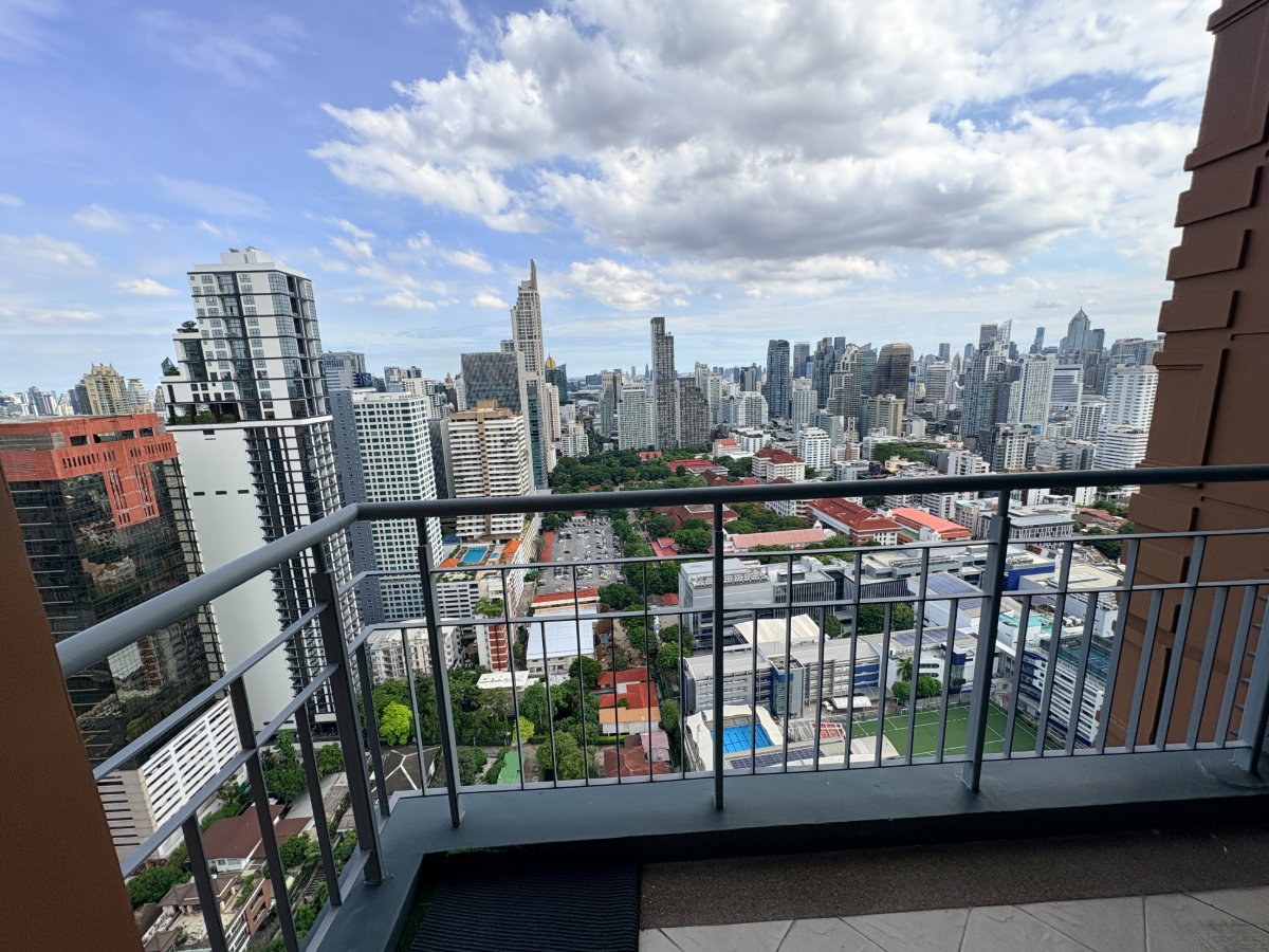 รูป วิลล่าอโศก 2 Bedroom 2 Bathroom 81sqm ชั้นสูง วิวสวย - รูปที่ 10/21