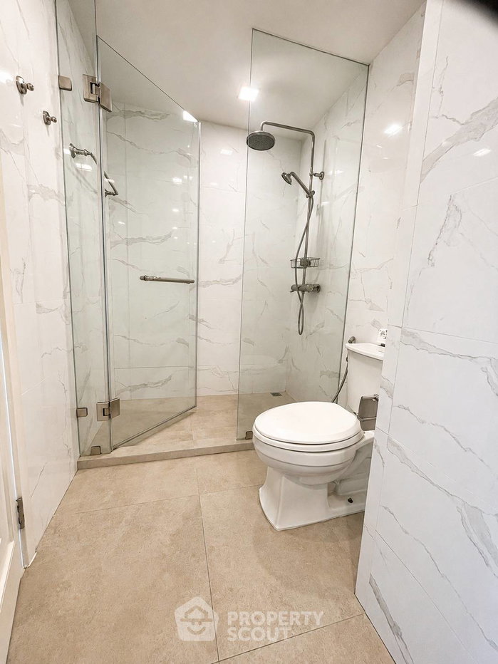 picture 2-BR Condo For Rent, C Ekkamai, Near ARL Ramkhamhaeng (ID 3072671) - 7/8