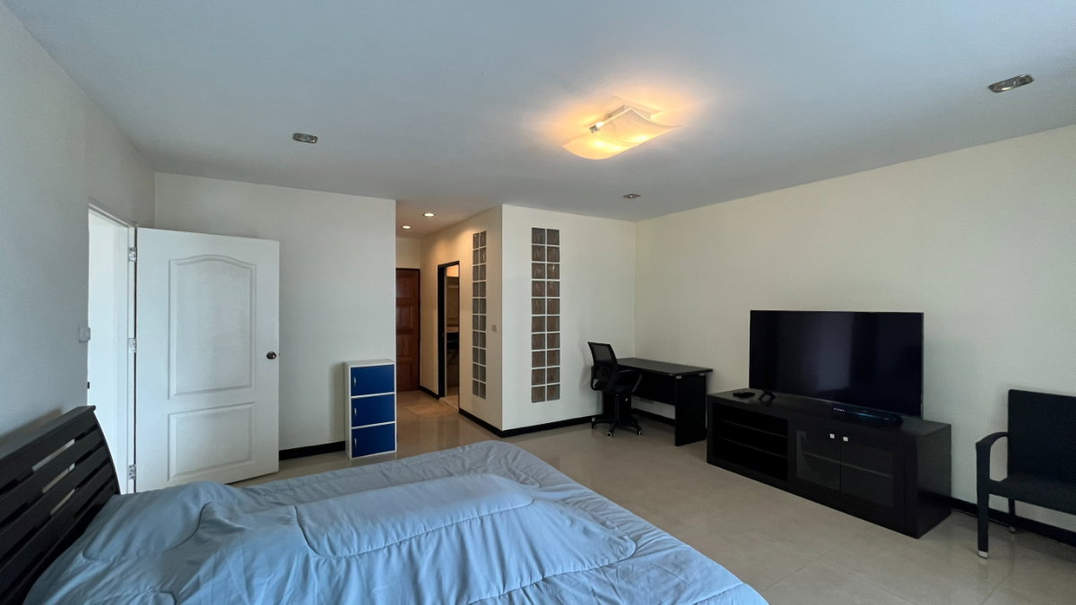picture 🏙️ Riverside Condominium for Rent | 2 Bedrooms | Large Balcony | Stunning Doi Suthep View | Chiang Mai - 18/20