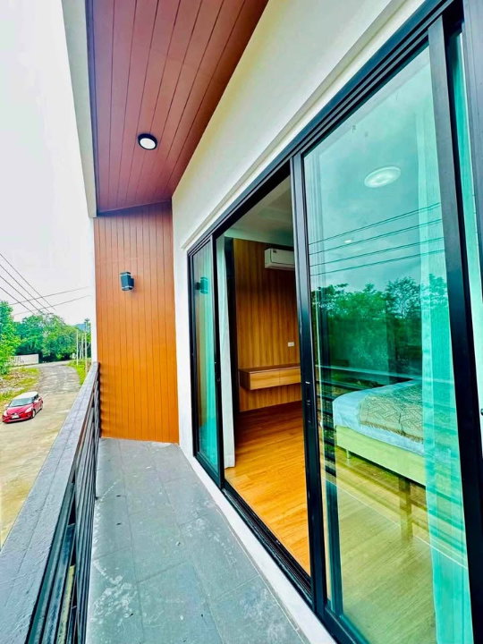 รูป บ้านเดี่ยว 2 ชั้น MODERN STYLE / ต.แม่เหียะ อ.เมืองเชียงใหม่ จ.เชียงใหม่ T.063-664-9056 - รูปที่ 18/31