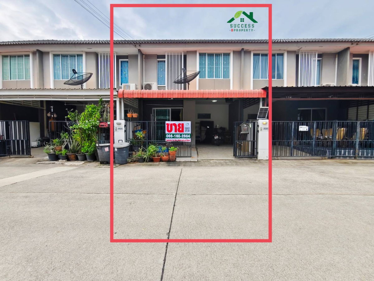 Townhouse for sale, Pruksa Ville 66/2 Bangna-Namdaeng, built-in kitchen., near the expressway, near the BTS Skytrain,