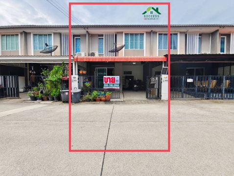 Townhouse for sale, Pruksa Ville 66/2 Bangna-Namdaeng, built-in kitchen., near the expressway, near the BTS Skytrain, 