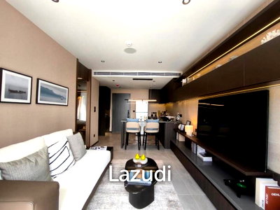 Condos for sale : Ultra-Luxury 1-Bed Oceanfront Condo at The Panora Esturia