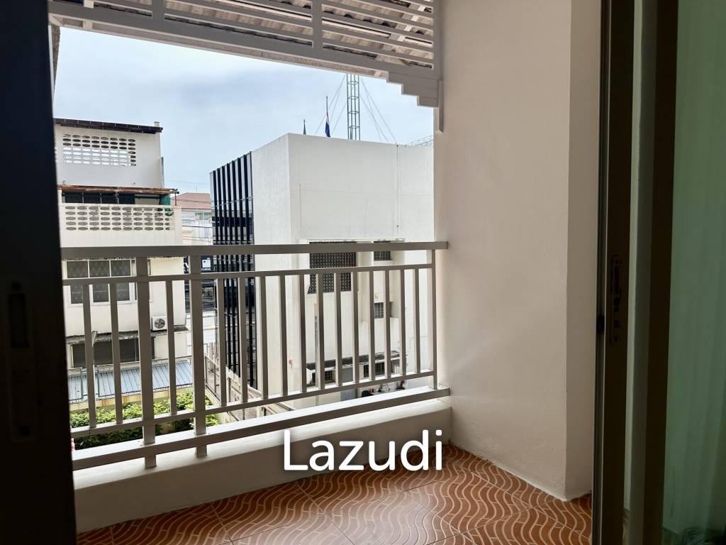 picture Unbeatable Value: Massive 134 sqm Condo in Central Hua Hin - 14/19