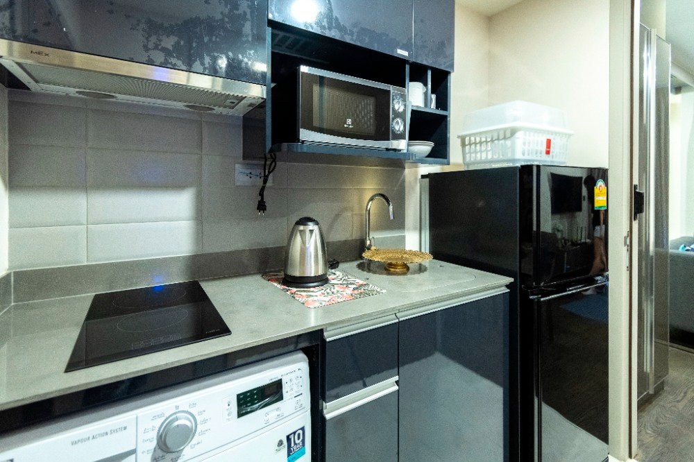picture Ideo Q Siam Ratchathewi【𝐒𝐄𝐋𝐋】🔥Perfectly proportioned room, every corner is functional!🔥 Contact Line ID: @hacondo - 8/10
