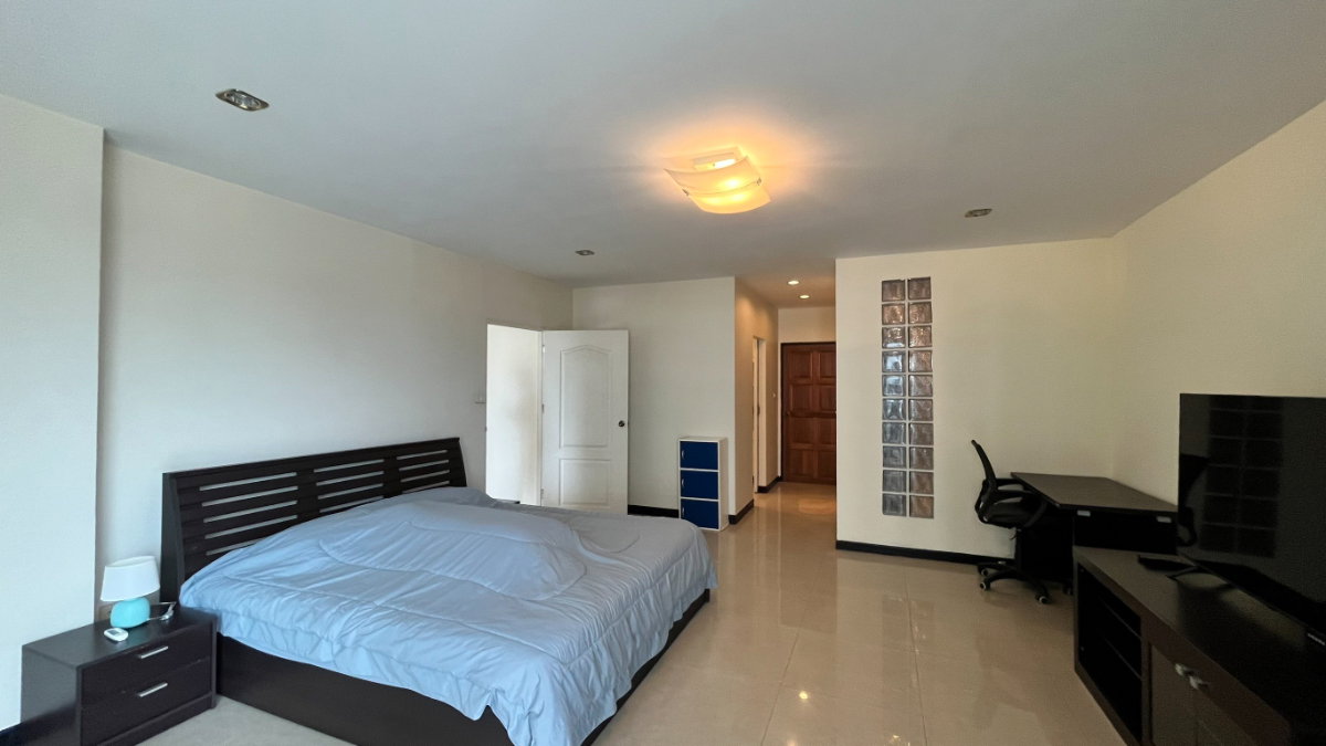 picture 🏙️ Riverside Condominium for Rent | 2 Bedrooms | Large Balcony | Stunning Doi Suthep View | Chiang Mai - 5/20