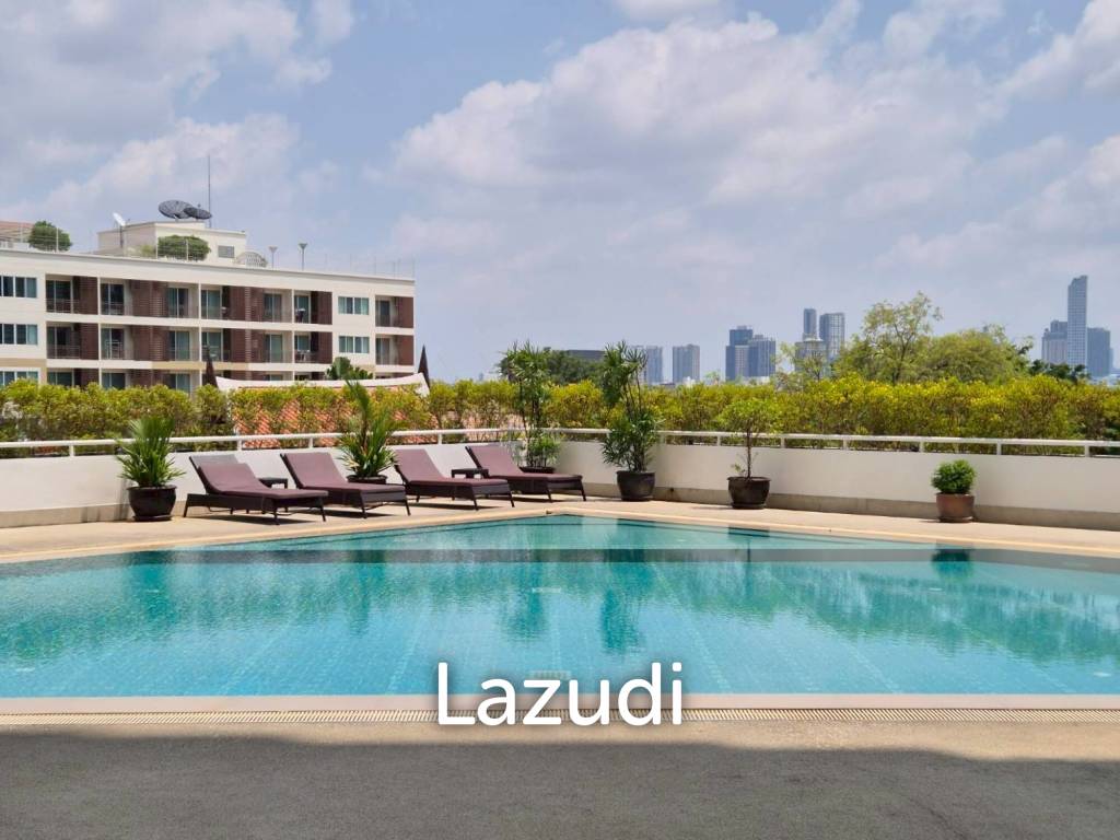 รูป 300 sqm high floor 4 bedroom condo La Cascade Phra Khanong Nuea Bangkok - รูปที่ 22/25