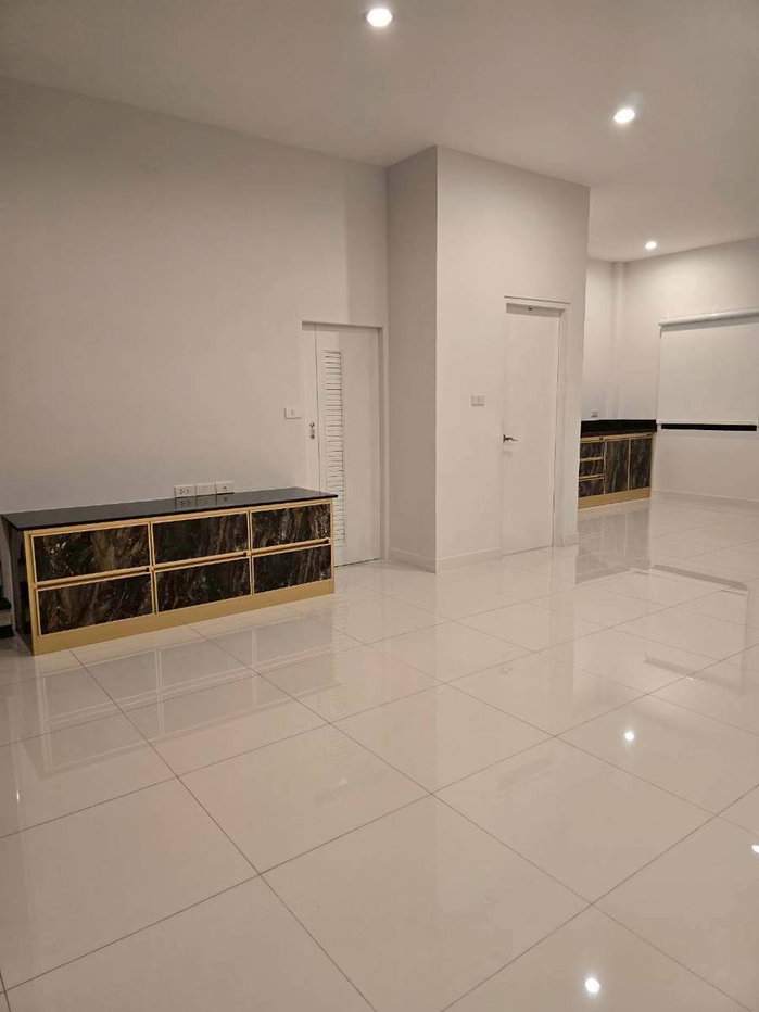 picture House for Rent | Cordiz at Udomsuk - 4/24