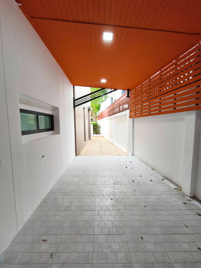 รูป ขายทาวน์เฮ้าส์ 2 ชั้น โครงการพรีเมี่ยม ไทม์โฮม สวนหลวง ร.9 รีโนเวทใหม่ทั้งหลัง ทำเลดี เดินทางสะดวก - รูปที่ 4/10