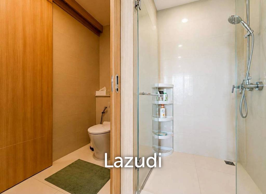 picture Luxury 1-Bed Beachfront Condo at The Riviera Wongamat - 6/9