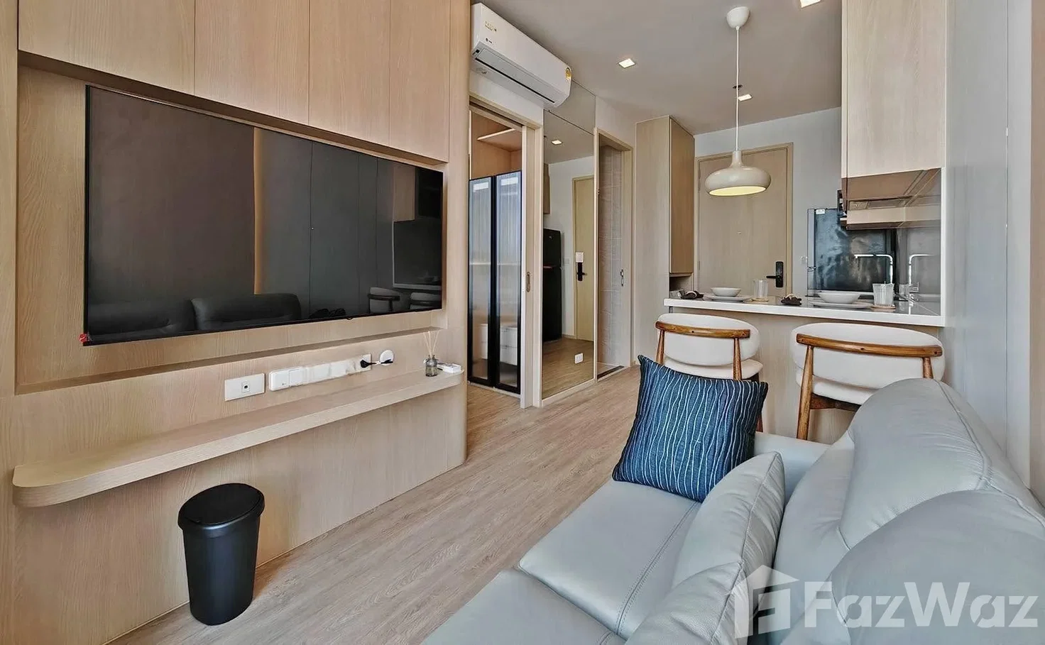 picture Condo near BTS prom pong 6567551 - 8/10