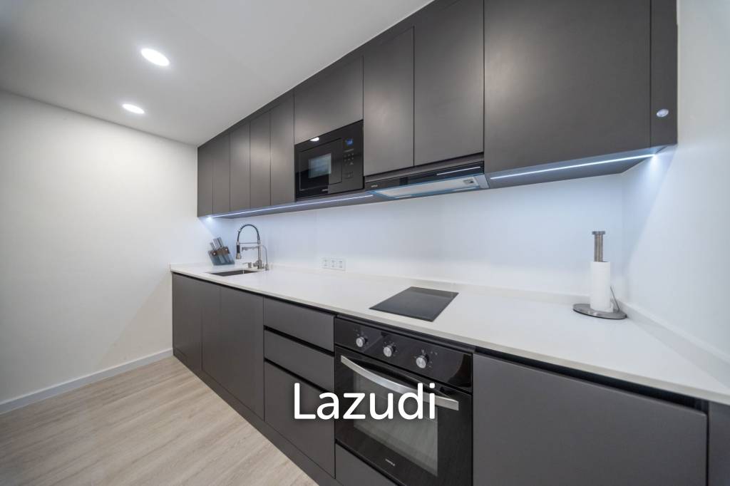 picture Elegantly Renovated 3-Bedroom Luxury at Royal Hill Resort - 11/35