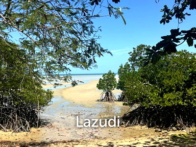 Land for sale Surat Thani : Exceptional 2-Rai Seaside Land in a Prime Location