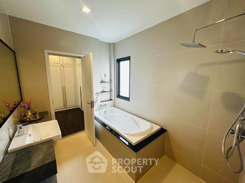 บ้านเช่า 3 ห้องนอน โครงการบางกอก บูเลอวาร์ด รามอินทรา-วัชรพล โอเงิน สายไหม (ID 3069898)