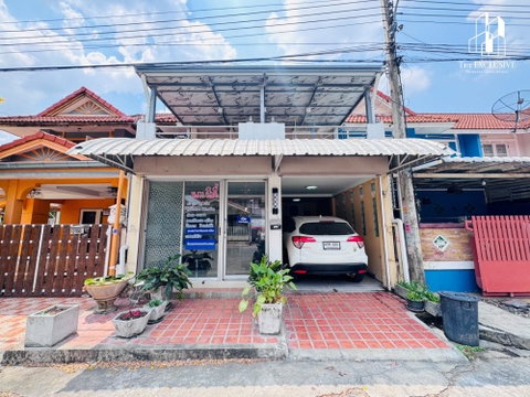 Sale Prime Home-Business Location!2-Story Townhouse at Pruksa 32 Lam Luk Ka-Klong 6 (19.5 sq.w.) Extended with Shop Space, Near Kanchanaphisek Ring R.