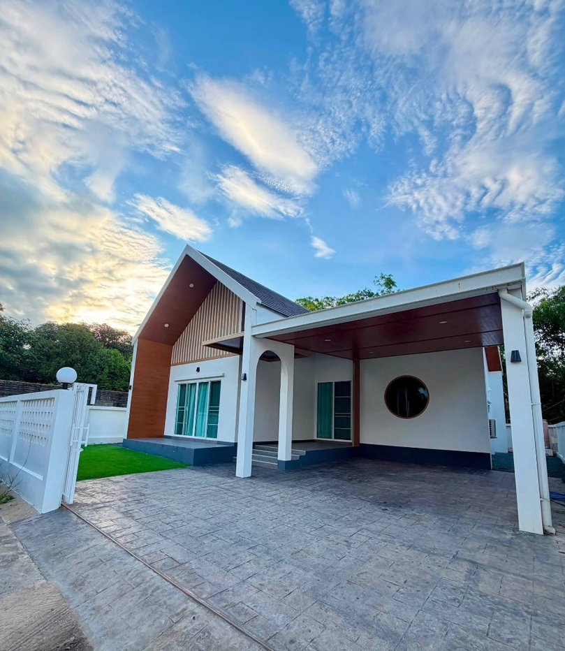 รูป ขายบ้านใหม่ โซนสารภี ท่าวังตาล พื้นที่ใช้สอย 136 ตรม. 3 ห้องนอน - รูปที่ 8/24
