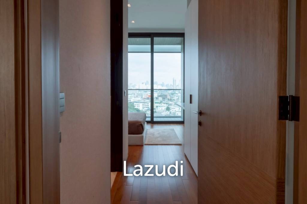 picture 160 sqm riverfront 2-bedroom condo Banyan Tree Residences Khlong San Bangkok - 27/36