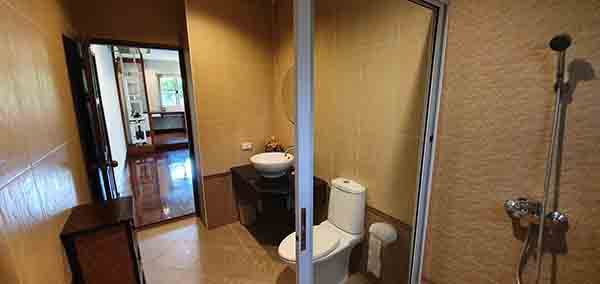 picture Spacious 2-Storey Detached House for Rent with Maid's Room - 8/28