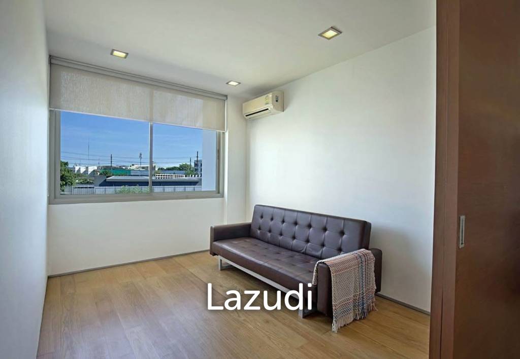 รูป 199 sqm condo on 3rd floor in Phra Khanong Bangkok - รูปที่ 7/9