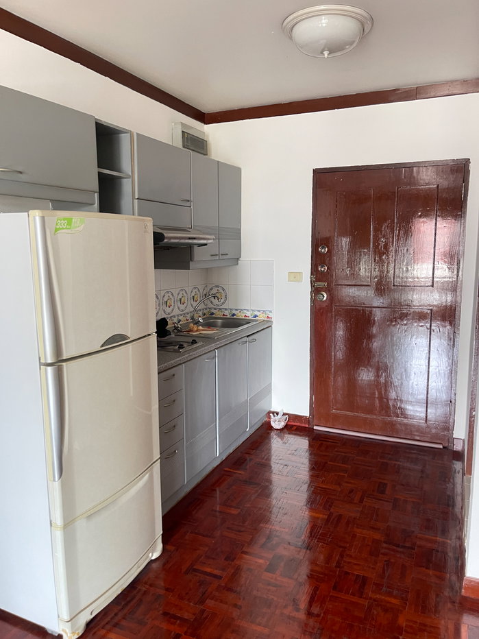 picture For Sale | Adamas Phaholyothin Condominium | 65.25 Sq.m. | Dual Balconies - 2/12