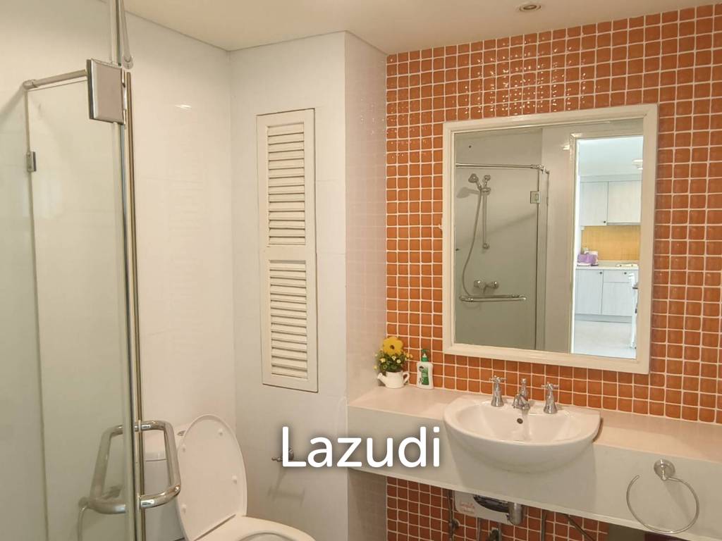 picture Beachfront Mykonos Condo | Market Village Mall Nearby - 15/17