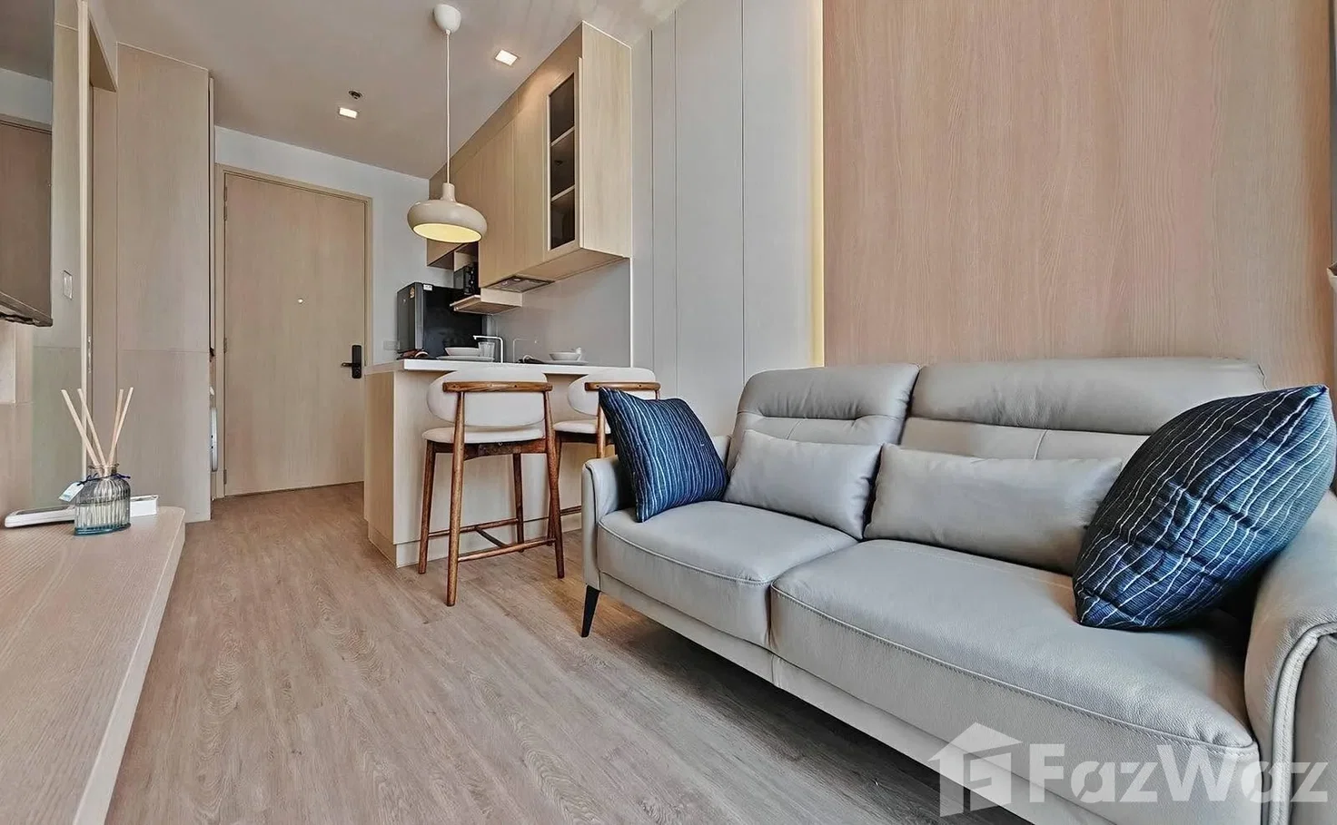 picture Condo near BTS prom pong 6567551 - 7/10