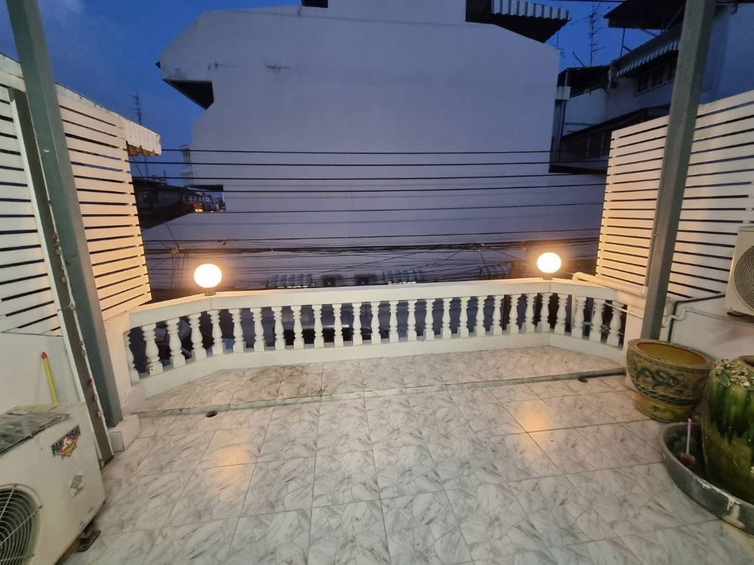 รูป 🏡✨ 🏡✨ ให้เช่าบ้าน 4 ชั้น ใกล้ MRT สุทธิสาร เพียง 450 เมตร | รับชาวต่างชาติ | เลี้ยงสัตว์ได้  📍ย่านสุทธิสาร - รัชดาภิเษก - รูปที่ 15/15