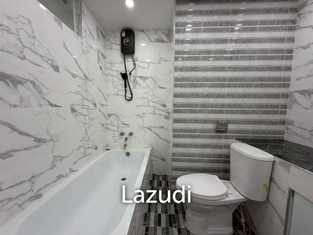 picture Grand View Pattaya Condominium Spacious Modern Studio - 10/14