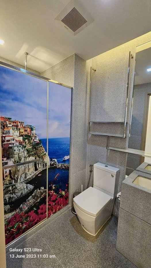 picture The Line Ratchathewiใ๐๐๐๐ & ๐๐๐๐ใ๐ฅOpen the door to a cozy room with modern common areas!๐ฅ Contact Line ID: @hacondo - 10/10