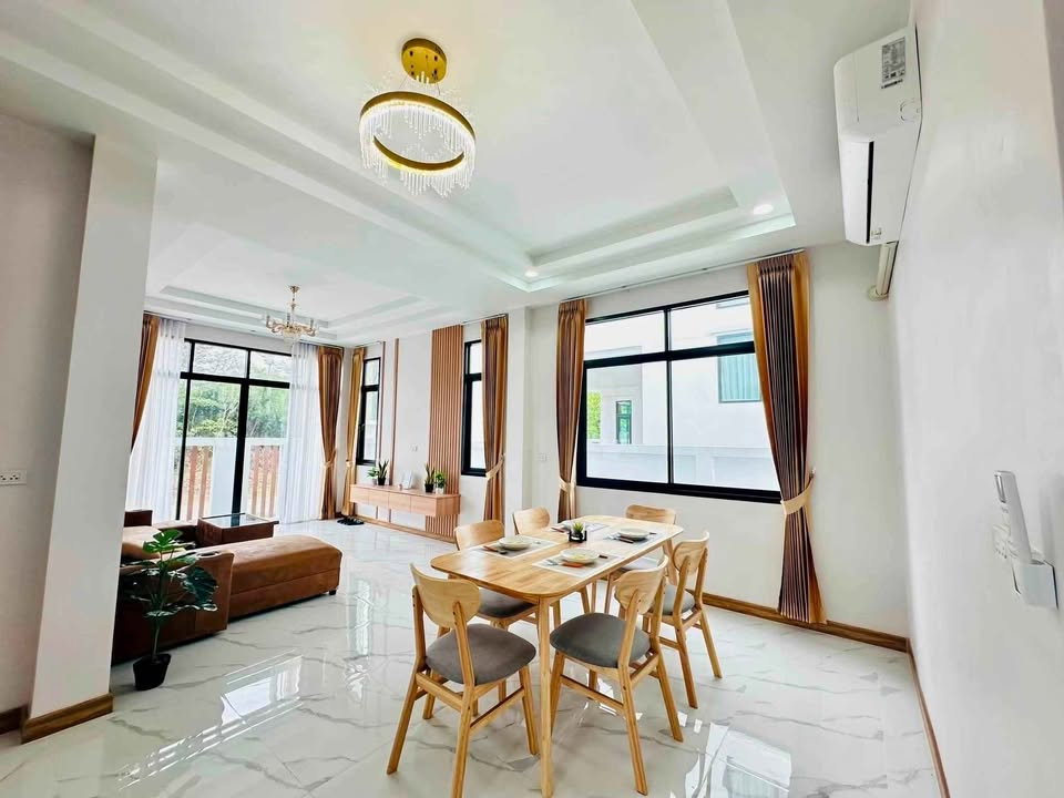 รูป บ้านเดี่ยว 2 ชั้น MODERN STYLE / ต.แม่เหียะ อ.เมืองเชียงใหม่ จ.เชียงใหม่ T.063-664-9056 - รูปที่ 6/31