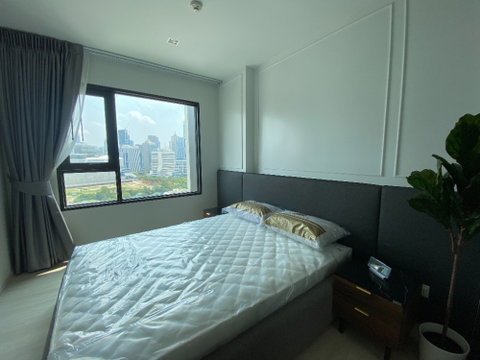 🏙️✨ FOR RENT: Life One Wireless — HIGH-FLOOR MODERN LIVING IN THE HEART OF WIRELESS ROAD!  💰 Rental Price: 28,000 THB/month