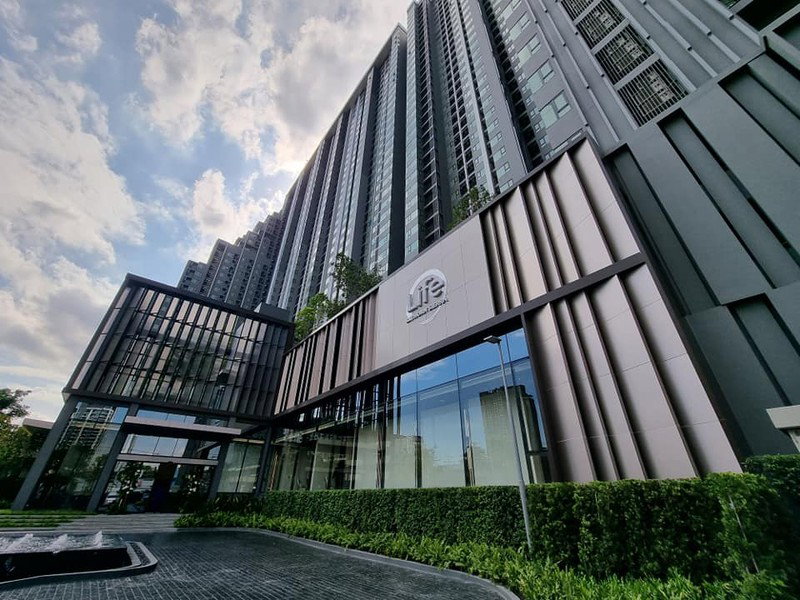 picture A046402 Life Sathorn Sierra - 1/3