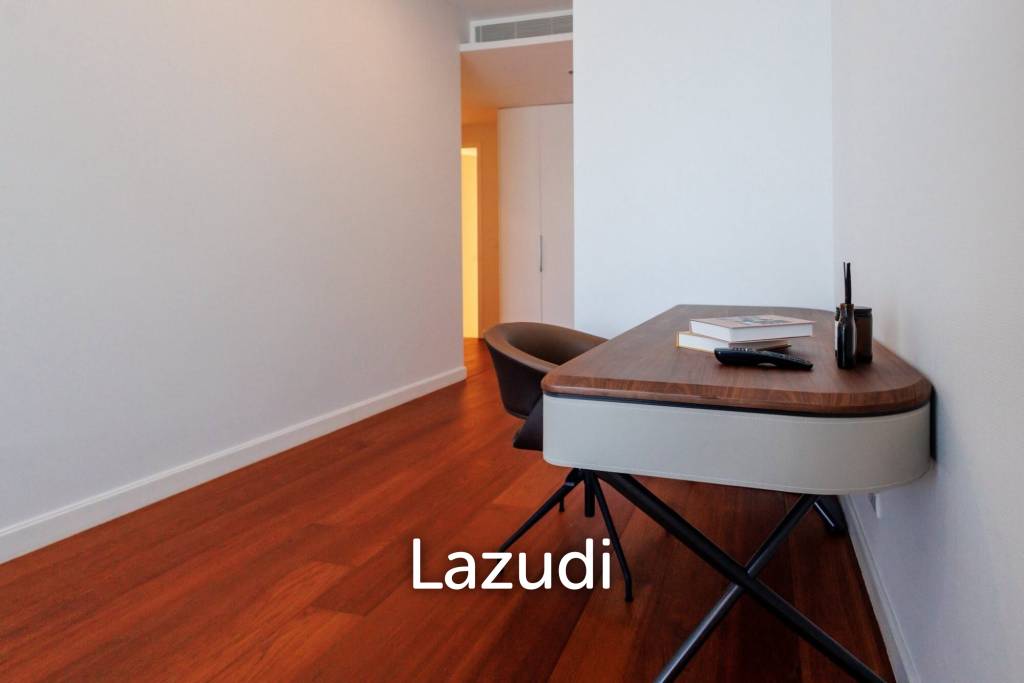 picture 185 Rajadamri 108 Sqm 2 Bed 2 Bath - 13/13