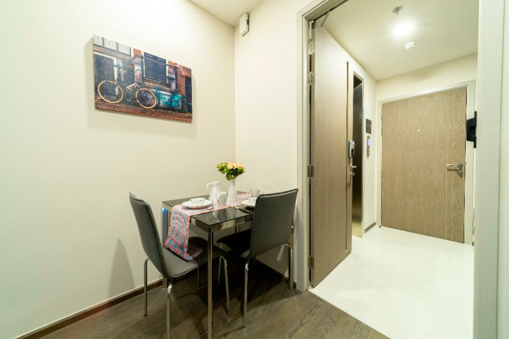 picture Ideo Q Siam Ratchathewi【𝐒𝐄𝐋𝐋】🔥Perfectly proportioned room, every corner is functional!🔥 Contact Line ID: @hacondo - 6/10
