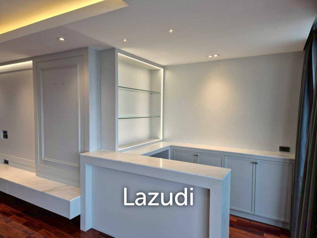 รูป 300 sqm high floor 4 bedroom condo La Cascade Phra Khanong Nuea Bangkok - รูปที่ 4/25