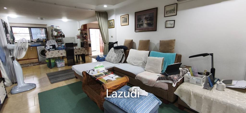 picture Rare 114 sqm Combined 2-Bedroom Condo for Sale at Sompong - 3/18