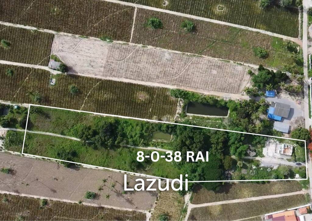picture 8-0-38 Rai Plot with Mountain Views Near Black Mountain - 3/6