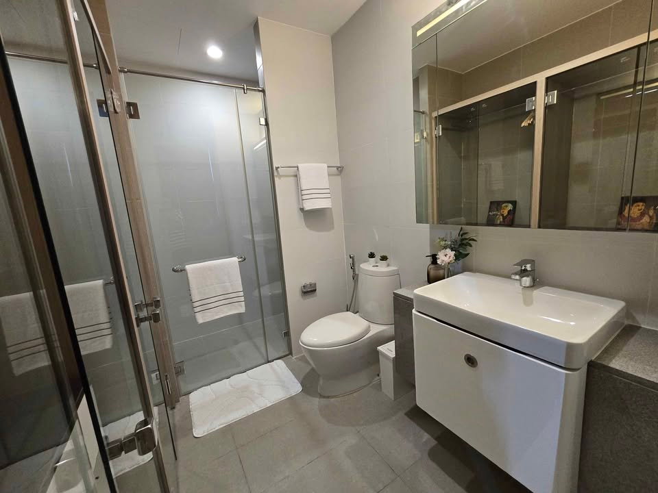 รูป 🔥 Noble Ploenchit ห้อง 1 Bedroom 45 ตร.ม. ชั้น 17 ติด BTS เพลินจิต เพียง 39,500 บาท/เดือน ✨ พร้อมเข้าอยู่ 🏙️ - รูปที่ 13/14