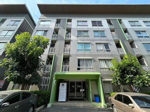 A046488 Plum Condo Ladprao 101