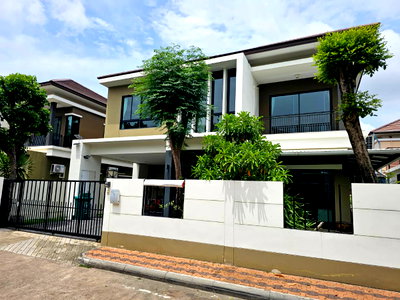 บ้านเดี่ยวให้เช่า : ให้เช่า บ้านเดี่ยวโครงการ วิลล่าอะคาเดีย ศรีนครินทร์ GH552