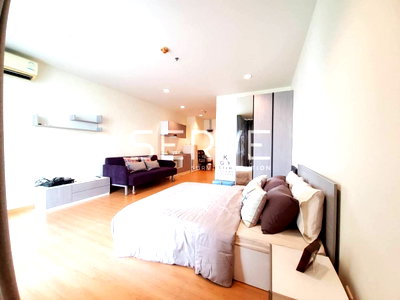 Condos for rent : 1 Bed Large Room City View Fully furnished Good Location Close To MRT Sam Yan 350 m., Chulalongkorn University @ The Address Siam