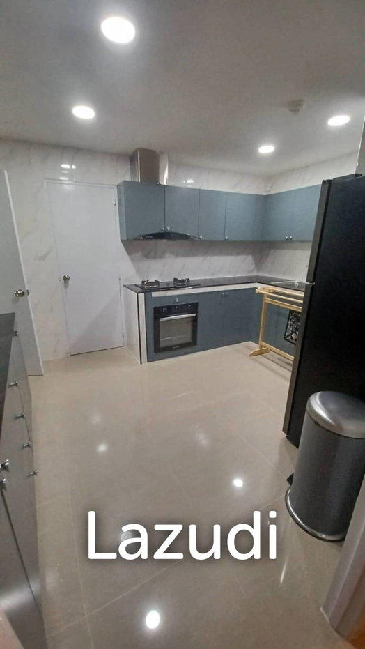รูป 220 sqm condo on 12th floor in Khlong Toei Bangkok - รูปที่ 7/8