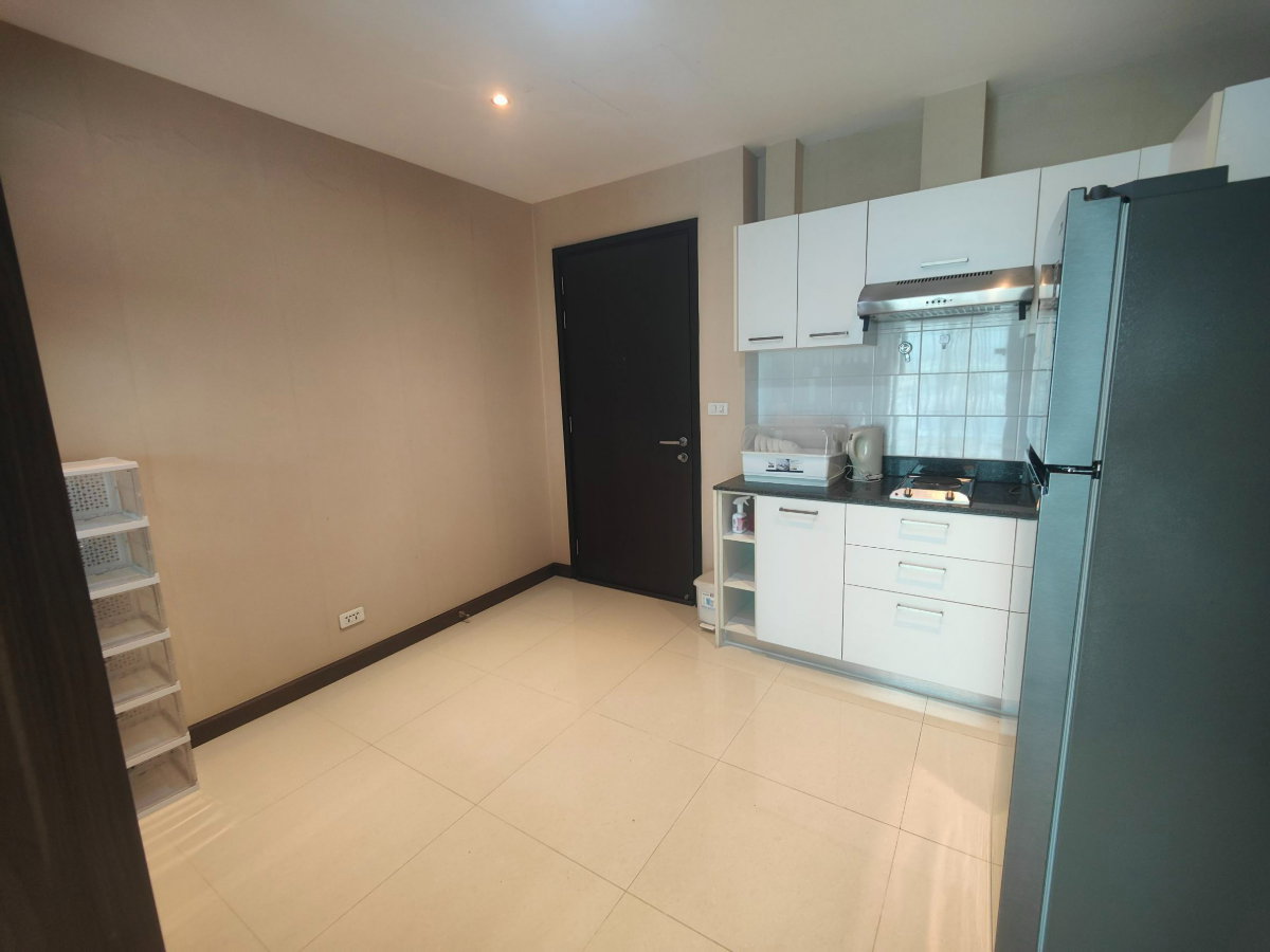 picture For rent : Diamond Rachada 60.03 sq.m. 27th floor, 2bedroom1bathroom ,Close to MRT Huai Khwang - 4/38