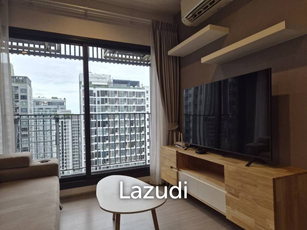 picture 32 sqm high floor condo Life Asoke Hype Makkasan Bangkok - 3/8