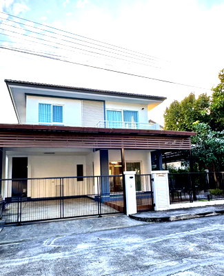 Houses for rent : Modern 2-Storey Detached House for Rent in a Secure Residential Project