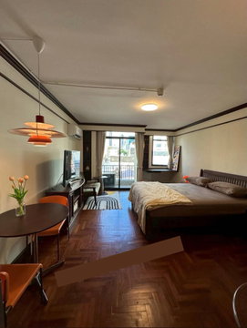 nice decorated room in middle of city, sathon soi 6, ready to move in